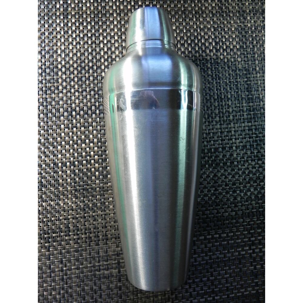 The Steelite 5800M411 Shaker Cup 18-3/4 Oz. Modern Mixologist